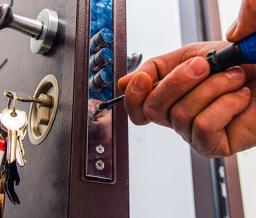 Wymiana, naprawa i serwis zamków Warszawa